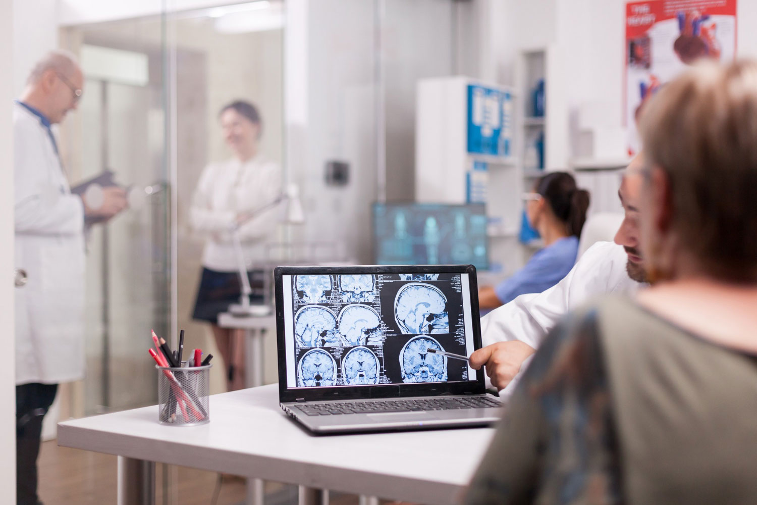 Examen médico de resonancia cerebral